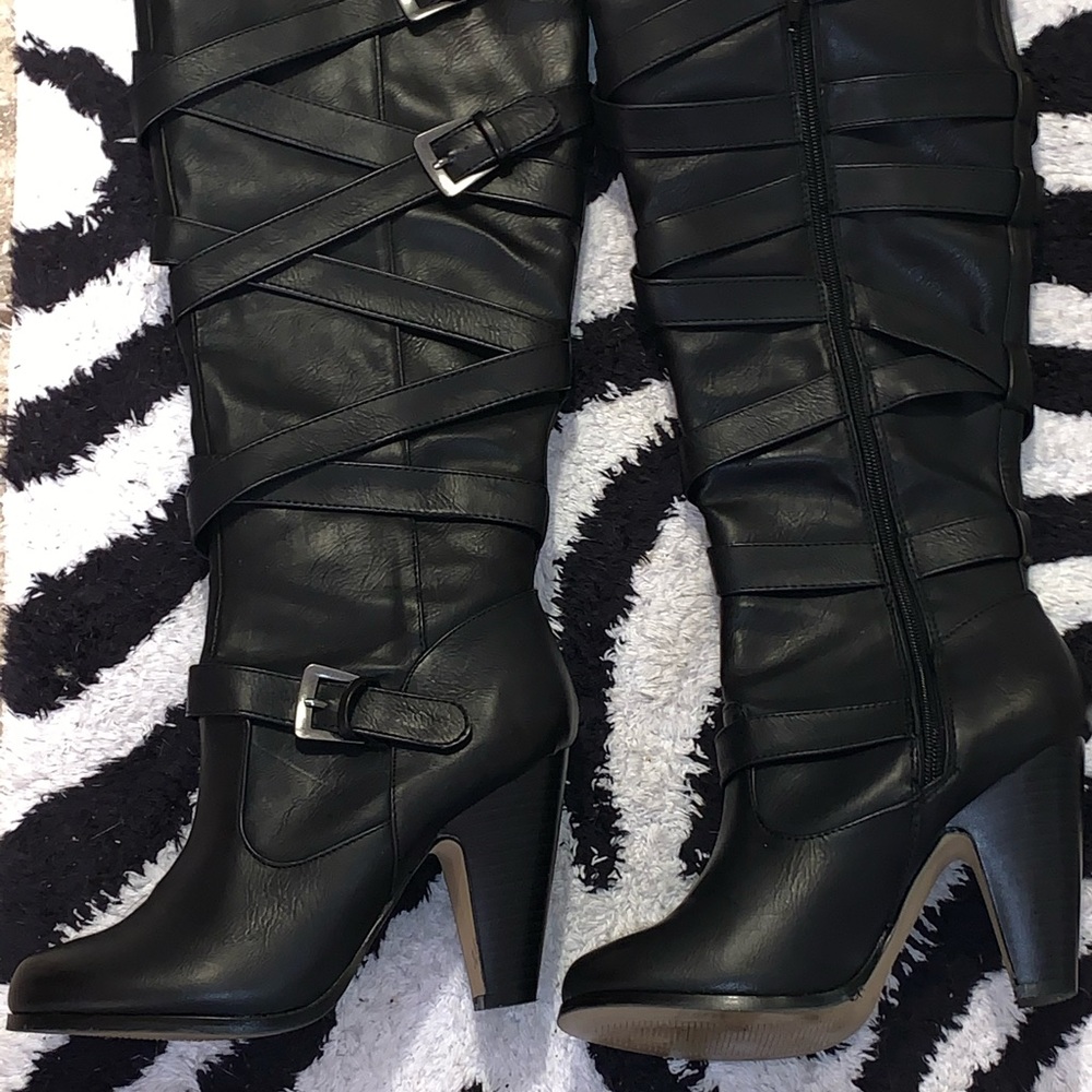 JustFab: Knee high black boots